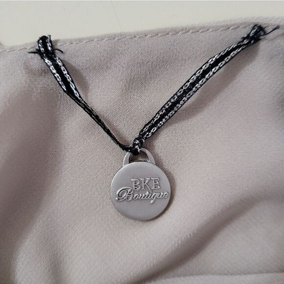 BKE Women's Silvery Grey Embellished Chiffon Lined Lace-up Tank Blouse - Picture 7 of 16